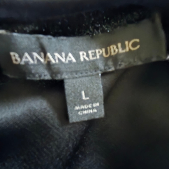 Banana Republic Elegant Black Top - Picture 8 of 8